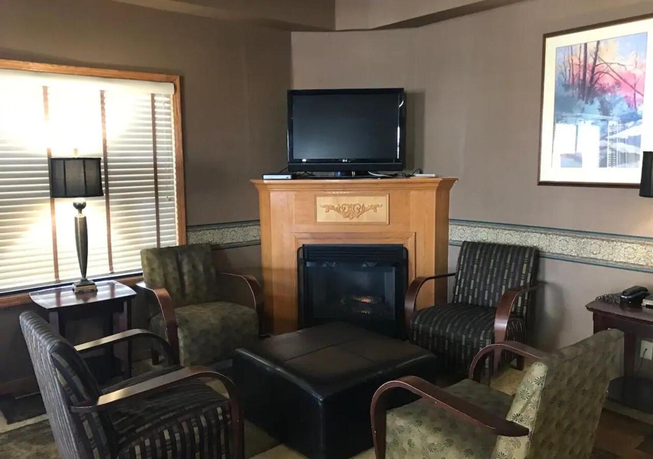 Norwood Inn & Suites Eagan St Paul & Mall Of America Bagian luar foto