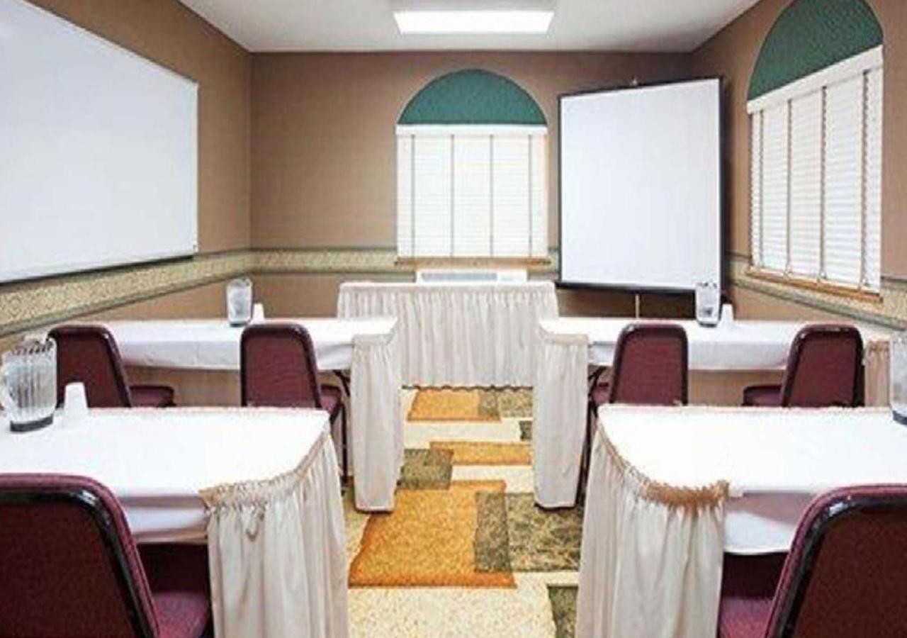 Norwood Inn & Suites Eagan St Paul & Mall Of America Bagian luar foto