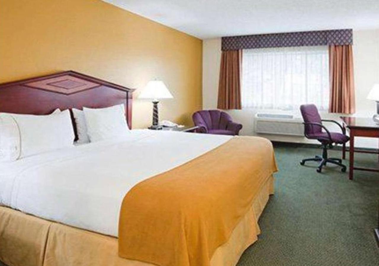 Norwood Inn & Suites Eagan St Paul & Mall Of America Bagian luar foto